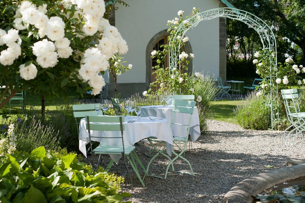Schloss Ueberstorf - Tafeln, Tagen, Traeumen エクステリア 写真