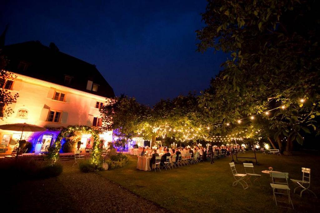 Schloss Ueberstorf - Tafeln, Tagen, Traeumen エクステリア 写真